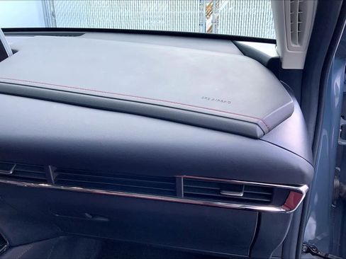 Used 2023 MAZDA CX-30 AWD 2.5 S w/ Preferred Package image 18