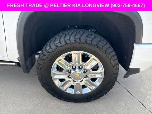 Used 2024 Chevrolet Silverado 2500 High Country w/ LPO, Dark Essentials Package AWD/4WD image 8