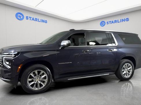 Certified 2025 Chevrolet Suburban Premier image 4