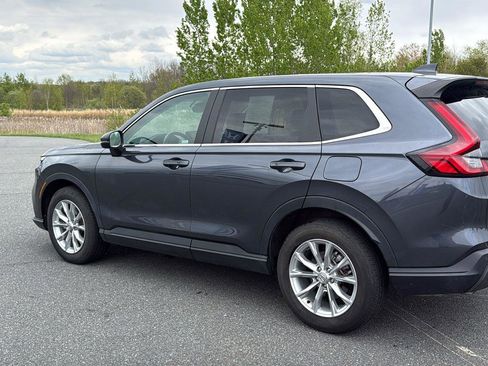Used 2023 Honda CR-V EX-L image 9