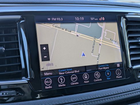 Used 2018 Chrysler Pacifica Limited w/ Advanced Safetytec Group image 33