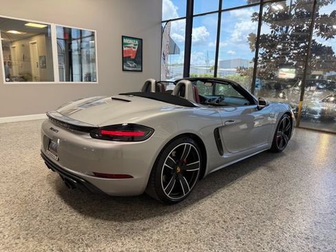 Used 2023 Porsche 718 Boxster GTS RWD image 8
