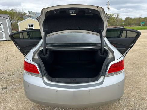 Used 2011 Buick LaCrosse CXL FWD image 13