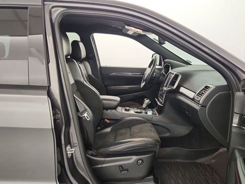 Used 2018 Jeep Grand Cherokee Trailhawk AWD/4WD image 31