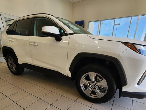 Used 2024 Toyota RAV4 XLE FWD image 11