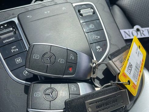 Used 2021 Mercedes-Benz GLC 300 image 15