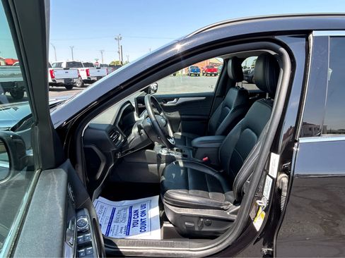 Used 2025 Ford Escape Platinum AWD/4WD image 13