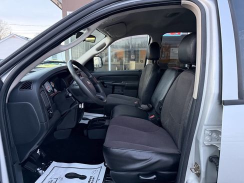 Used 2004 Dodge Ram 1500 Truck ST w/ ST Value Group image 11