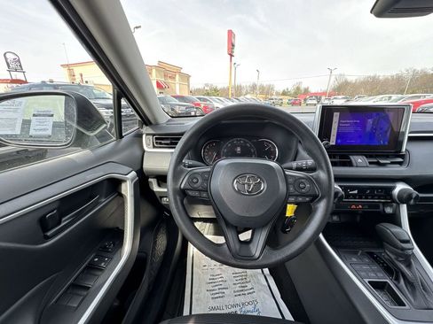 Used 2024 Toyota RAV4 LE image 14