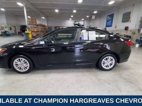 Used 2018 Subaru Impreza 2.0i Premium AWD/4WD image 6