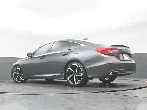 Used 2020 Honda Accord Sport image 29