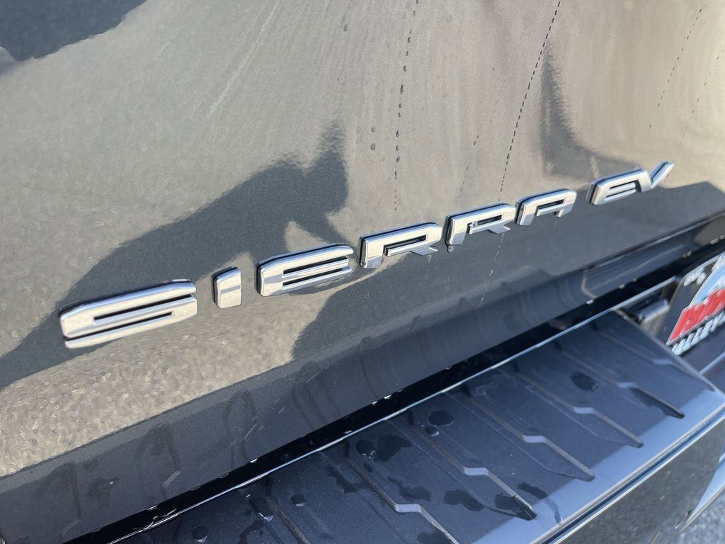 New 2026 GMC Sierra EV Elevation w/ Premium Package AWD/4WD image 31