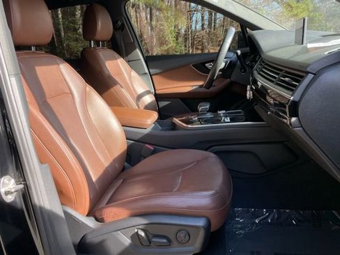 Used 2019 Audi Q7 3.0T Premium Plus w/ Premium Plus Package image 22