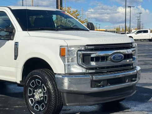 Used 2020 Ford F350 XLT AWD/4WD image 4