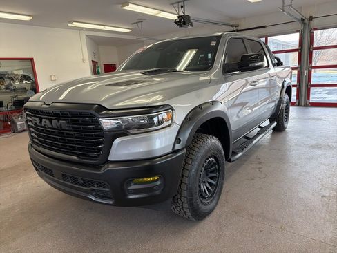 Used 2025 RAM 1500 Laramie image 3