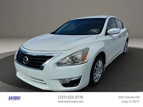 Used 2015 Nissan Altima 2.5 S w/ Power Driver Seat Package FWD image 1