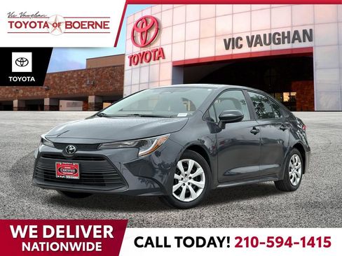 Used 2025 Toyota Corolla LE FWD image 1