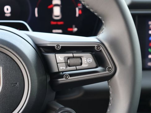 New 2026 Porsche Macan 4 Electric image 32