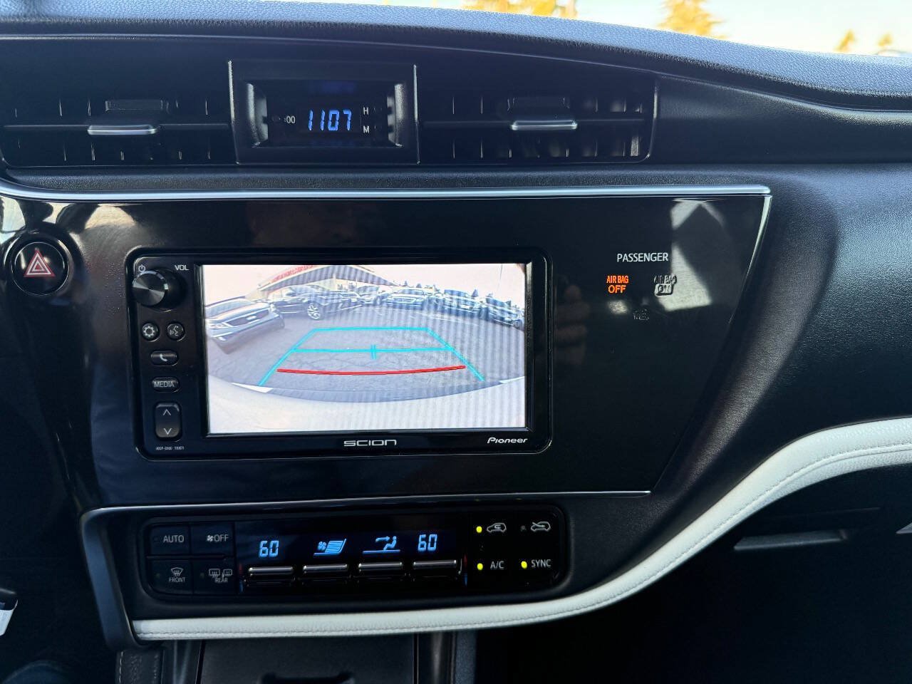 Used 2016 Scion iM FWD image 18