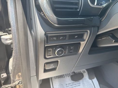 Used 2022 Ford F150 XLT w/ Equipment Group 302A High image 13