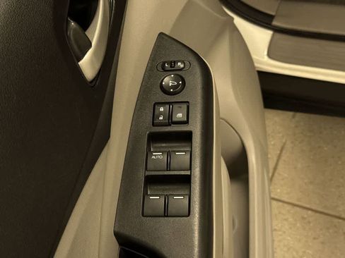 Used 2013 Honda CR-V LX image 22