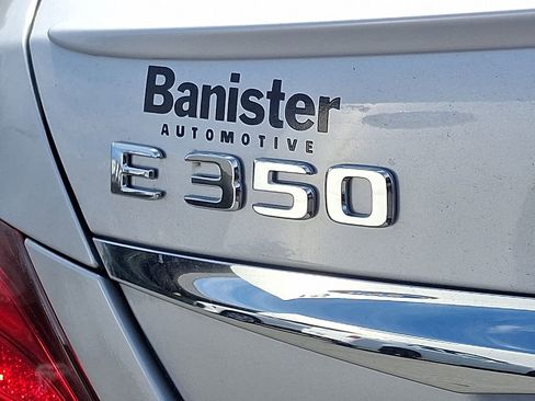 Used 2020 Mercedes-Benz E 350 4MATIC Sedan image 32