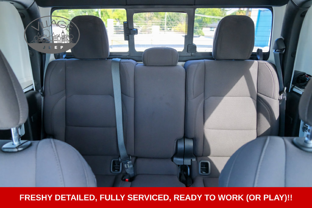 Used 2022 Jeep Gladiator Sport AWD/4WD image 22