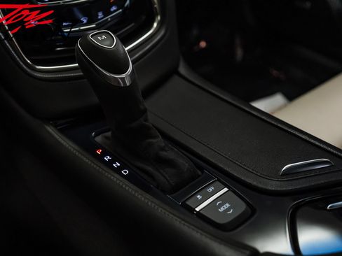 Used 2017 Cadillac CTS V w/ Luxury Package RWD image 47