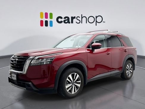 Used 2023 Nissan Pathfinder SL AWD/4WD image 1