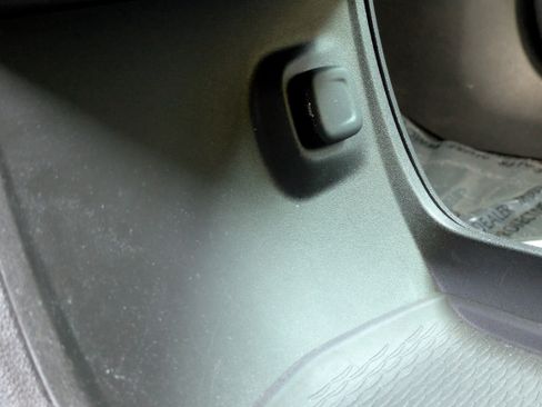 Used 2017 Cadillac XT5 Premium Luxury w/ Driver Assist Package image 29