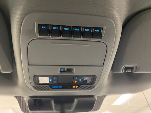 New 2025 Ford F350 XL w/ XL Chrome Package image 24