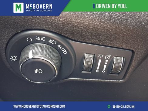 Used 2022 Jeep Compass Trailhawk w/ Trailhawk Elite Group AWD/4WD image 29