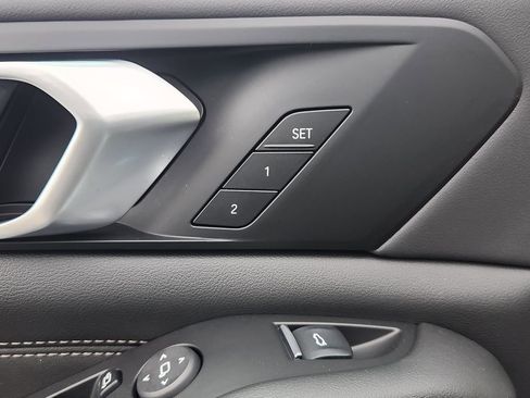 New 2026 BMW X5 xDrive50e AWD/4WD image 17