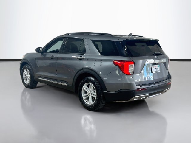 Used 2022 Ford Explorer XLT w/ Equipment Group 202A RWD image 5