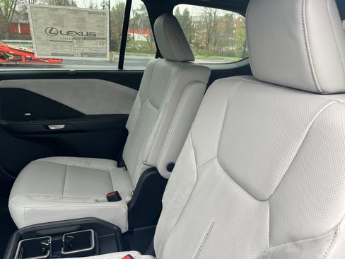 New 2026 Lexus TX 350 AWD image 9