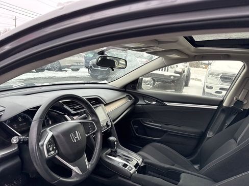 Used 2018 Honda Civic EX-T image 10