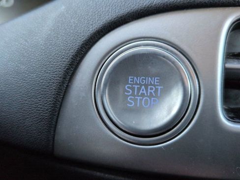 Used 2024 Hyundai Palisade SEL FWD image 29