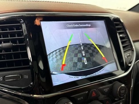 Used 2020 Jeep Grand Cherokee Summit AWD/4WD image 21