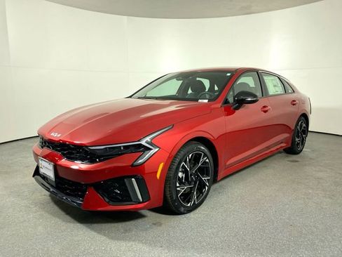 Certified 2025 Kia K5 GT-Line image 2