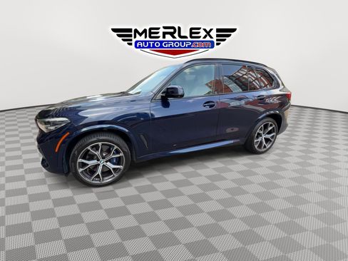 Used 2020 BMW X5 xDrive40i w/ M Sport Package AWD/4WD image 4