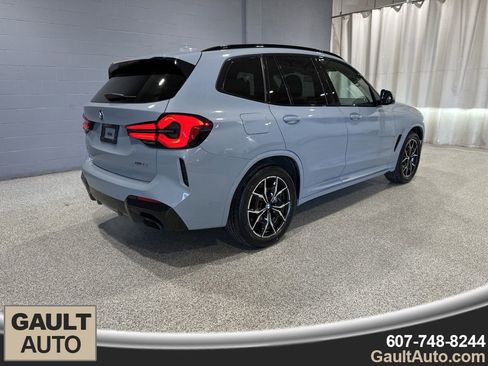 Certified 2024 BMW X3 xDrive30i w/ Premium Package AWD/4WD image 3