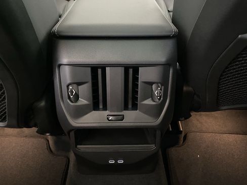 Used 2025 BMW X3 xDrive30i w/ Premium Package image 28