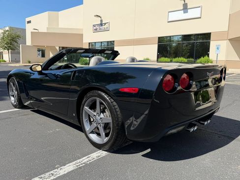 Used 2006 Chevrolet Corvette Convertible w/ Preferred Equipment Group RWD image 7