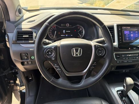 Used 2017 Honda Ridgeline RTL-T image 22