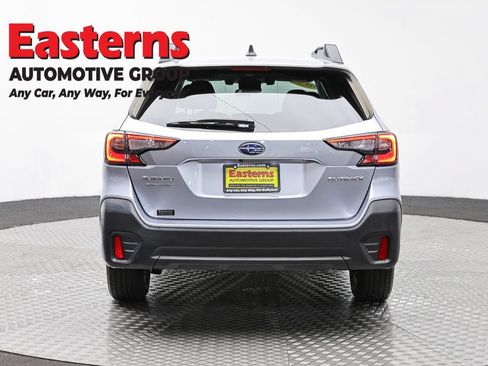 Used 2022 Subaru Outback Premium AWD/4WD image 6