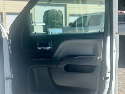 Used 2015 GMC Sierra 2500 2WD Crew Cab image 23