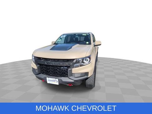 Used 2022 Chevrolet Colorado ZR2 AWD/4WD image 3