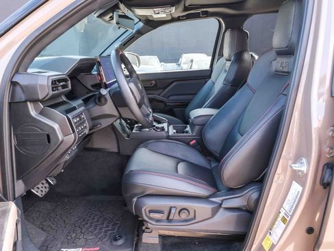 Certified 2025 Toyota Tacoma TRD Pro AWD/4WD image 20