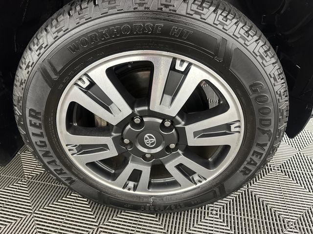 Used 2018 Toyota Tundra SR5 w/ TRD Sport Package AWD/4WD image 31