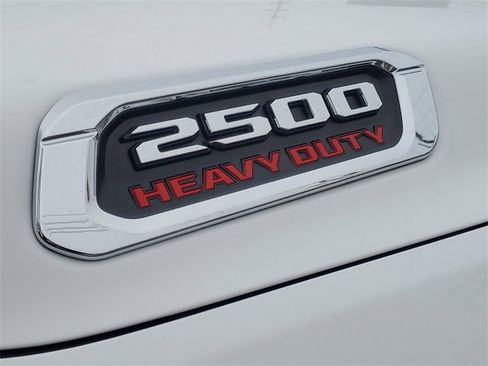 Used 2019 RAM 2500 Big Horn image 9